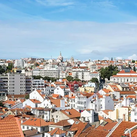 Апартаменты Breathtaking View Over Lisbon